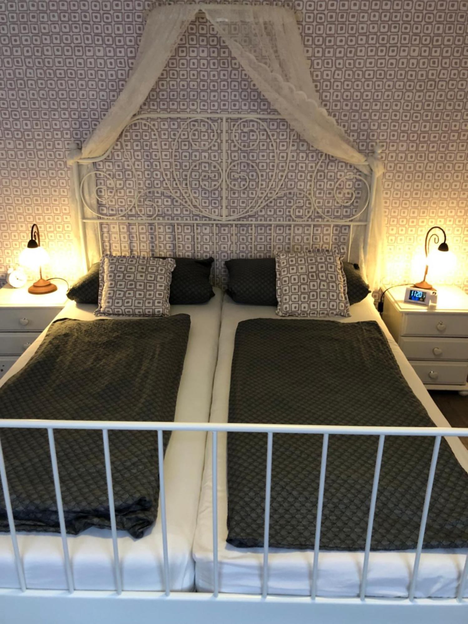 Himmel & Hoelle Poelkenstrasse Кведлинбург Екстериор снимка